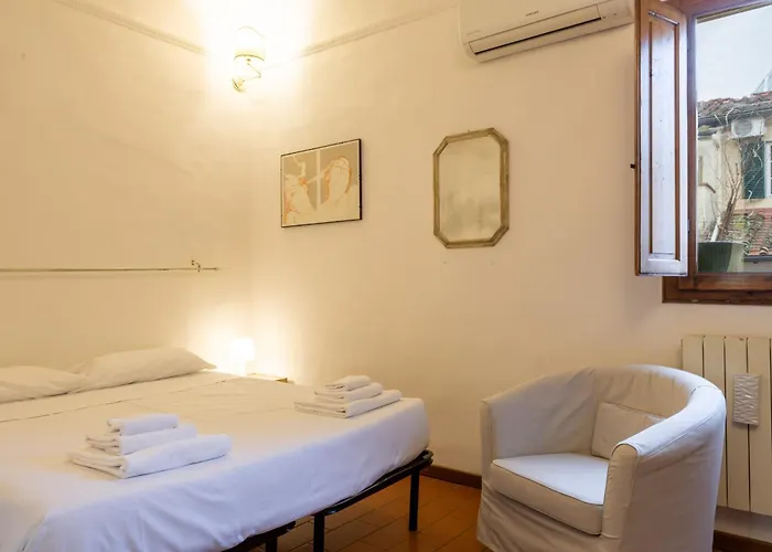 Romana Apartment *